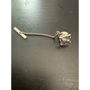 1960s Silver Tone Praying Hands Tie Tack